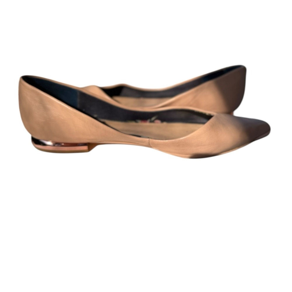 Ted Baker London Nude Pink Leather Pointed Toe Flats Rose Gold Floral S 5/5.5 - Picture 1 of 16